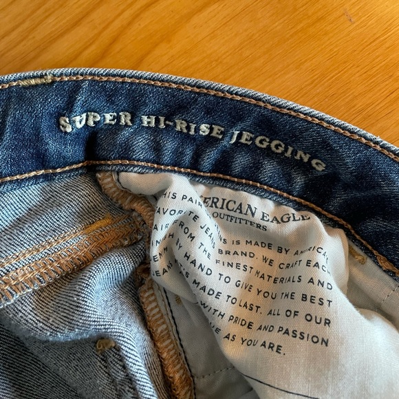 American Eagle Super High Rise Jeggings - Picture 7 of 7